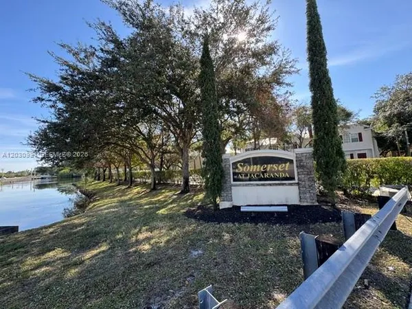 $2,600 | 192 Southwest 96th Avenue, Unit 192, Plantation, FL 33324