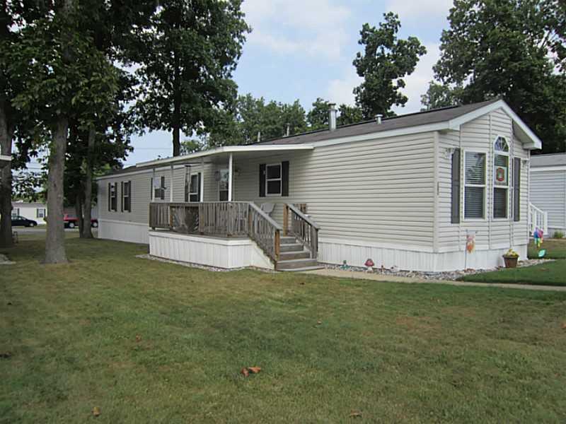 121 Hindman Road Butler, PA 16001 - Photo 1 of 14 Exterior Front.