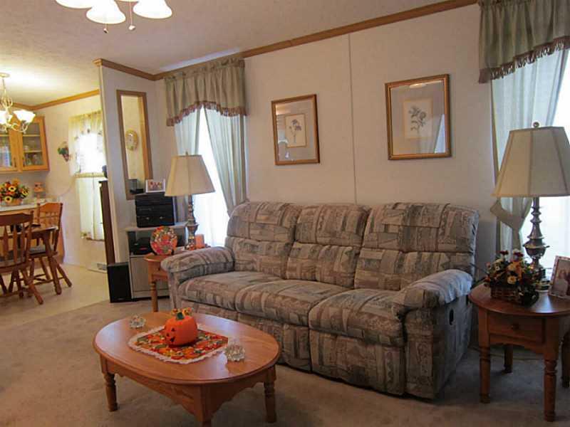 121 Hindman Road Butler, PA 16001 - Photo 10 of 14 Living Room.