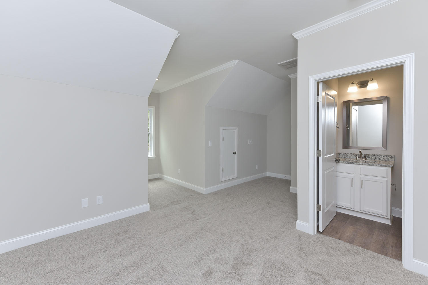 122 Rio Rose Circle Columbia, SC 29205 - Photo 5 of 8 Master Bedroom