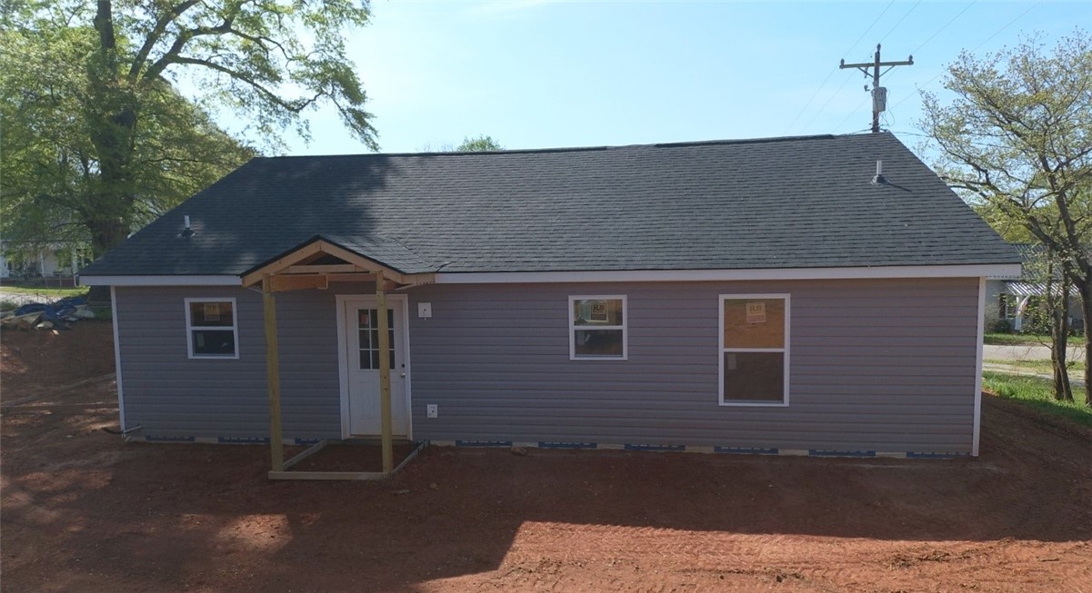 8 Jackson Street Liberty, SC 29657 - Photo 2 of 9 Gallery Image 2