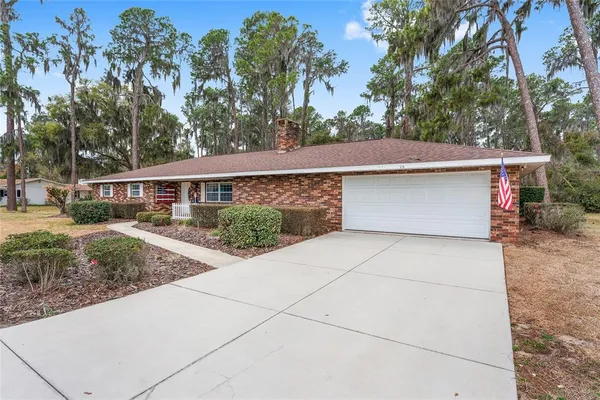 $349,000 | 98 Mockingbird Lane, Eustis, FL 32726