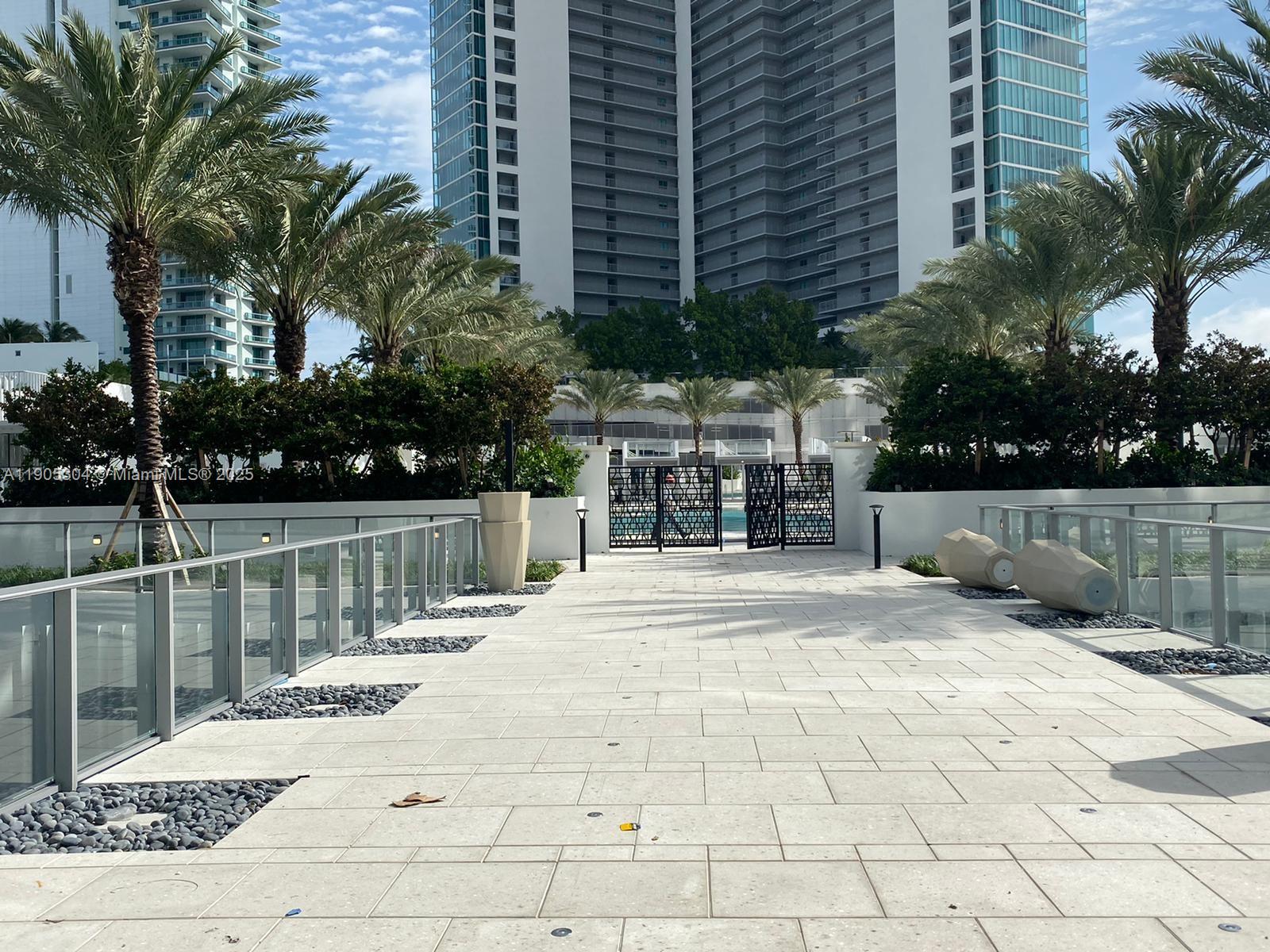 851 Northeast 1st Avenue, Unit 508 Miami, FL 33132 - Photo 13 of 16