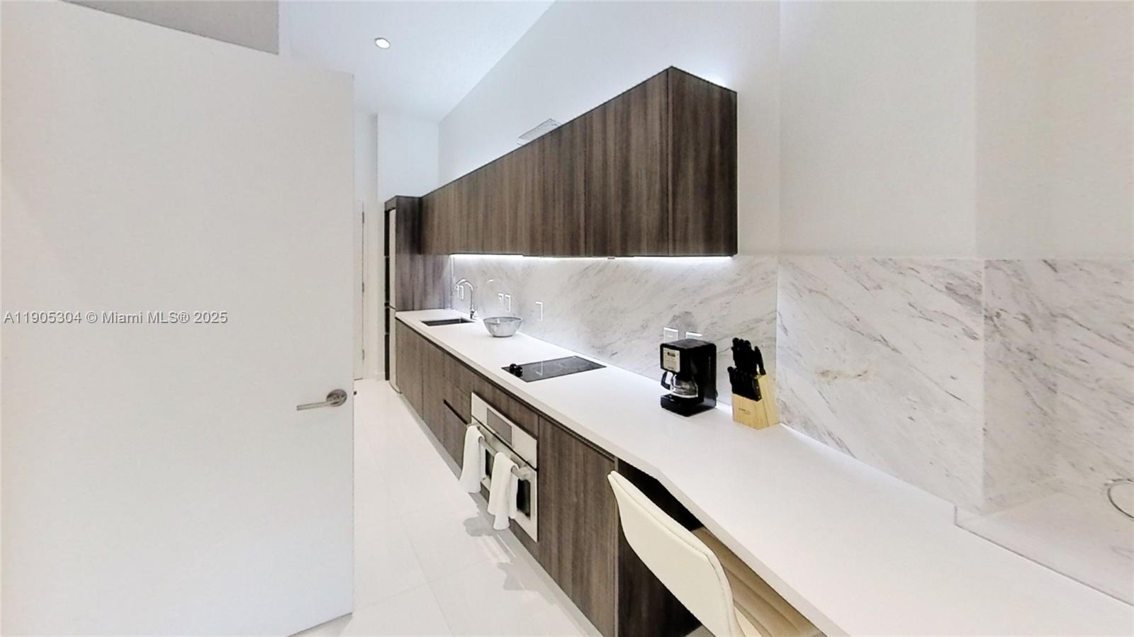 851 Northeast 1st Avenue, Unit 508 Miami, FL 33132 - Photo 2 of 16