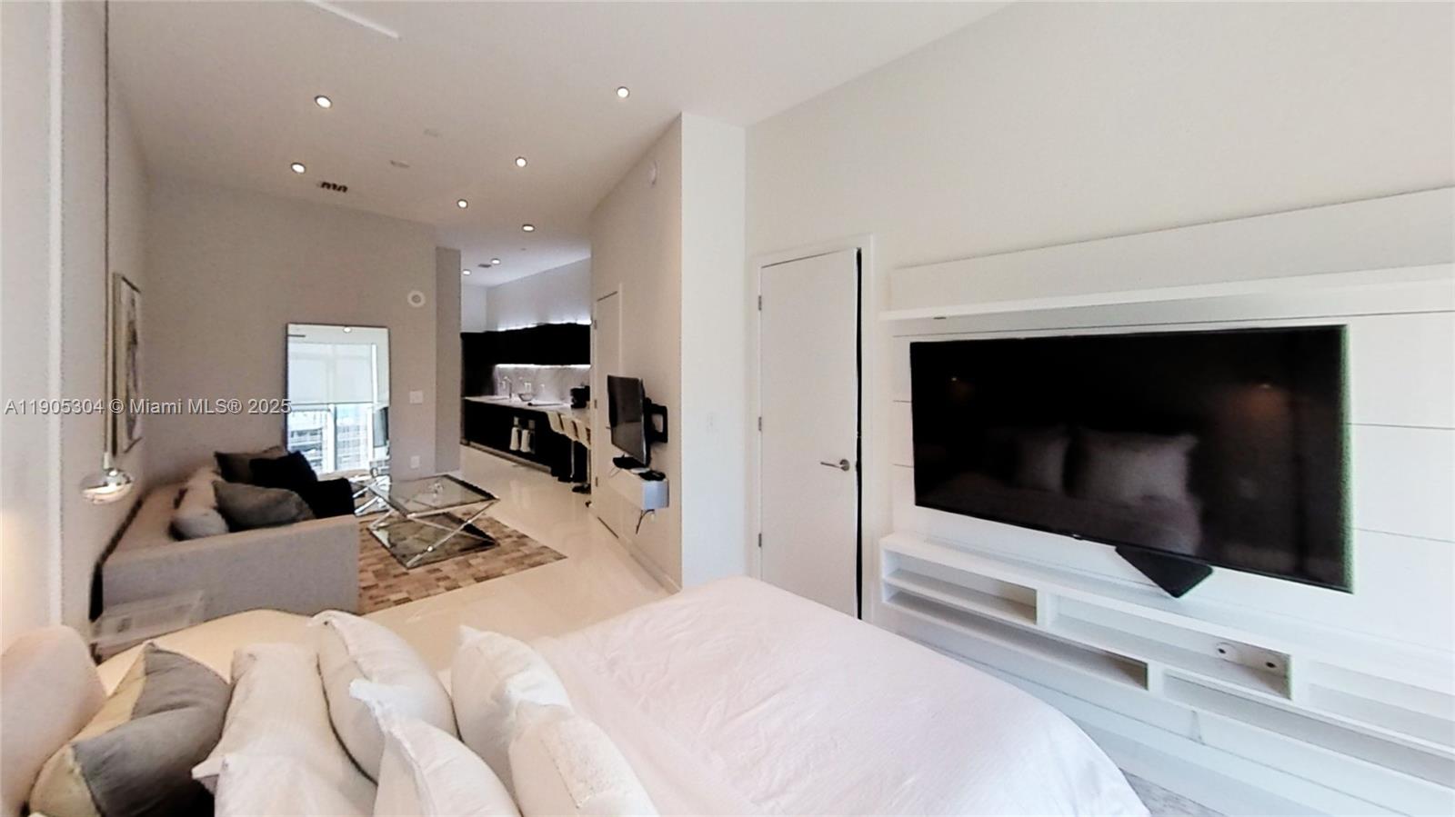 851 Northeast 1st Avenue, Unit 508 Miami, FL 33132 - Photo 6 of 16