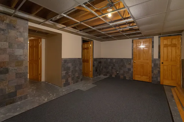 a view of empty room