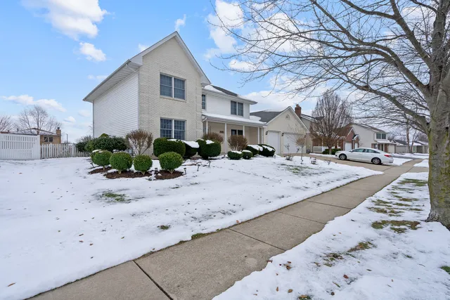$455,000 | 24751 Rosewood Lane, Manhattan, IL 60442