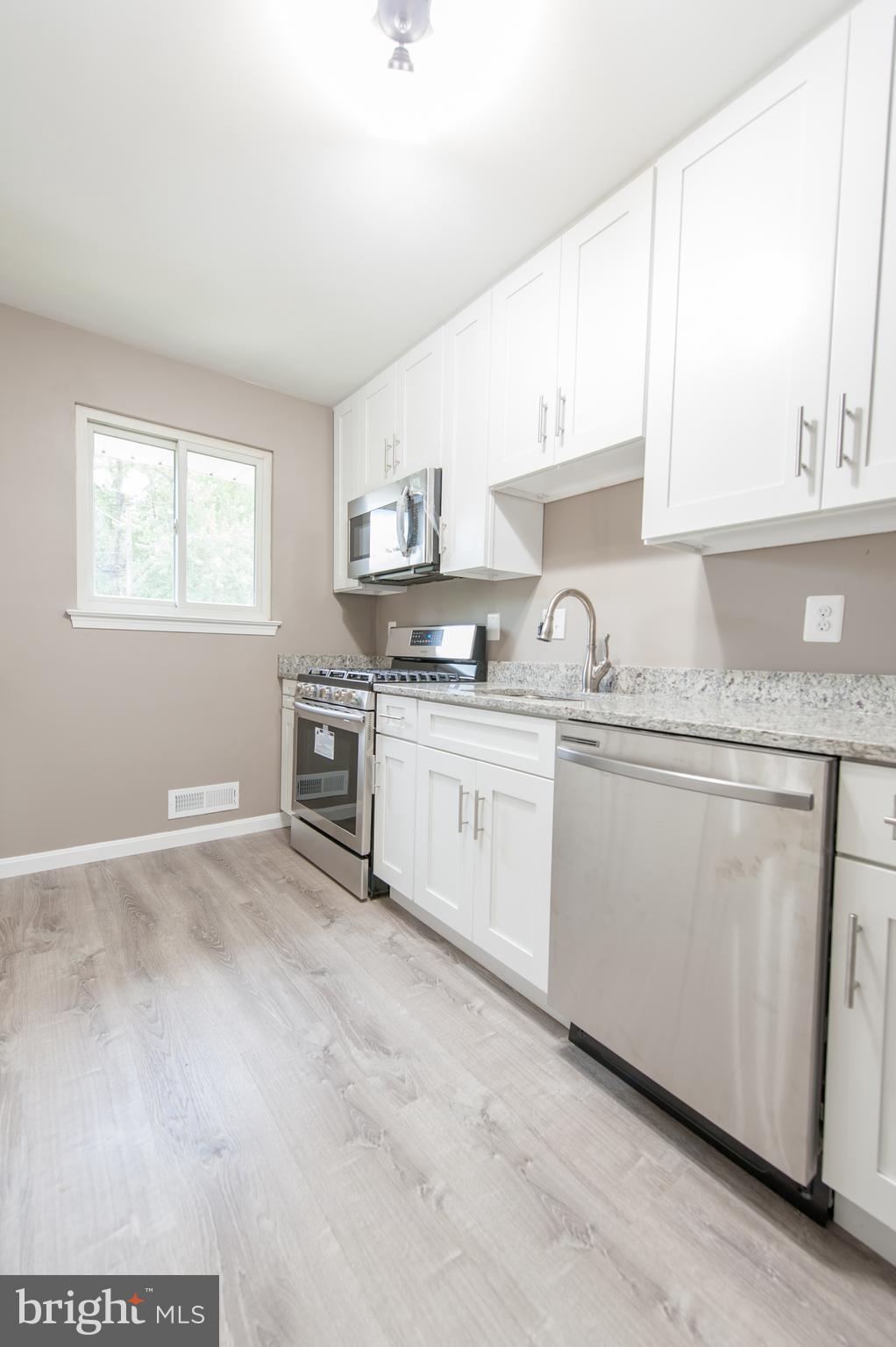 3943 Lantern Court Silver Spring, MD 20902 - Photo 10 of 45 Gallery Image 10