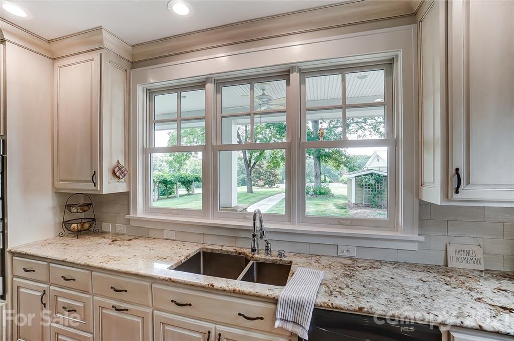 32408 Laton Road Albemarle, NC 28001 - Photo 11 of 48 Gallery Image 11