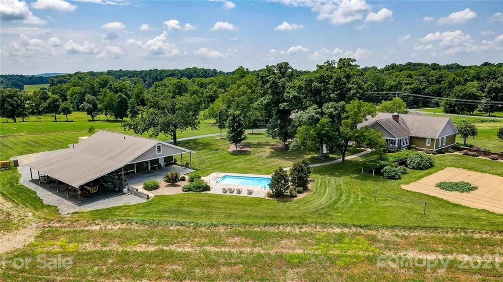 32408 Laton Road Albemarle, NC 28001 - Photo 4 of 48 Gallery Image 4