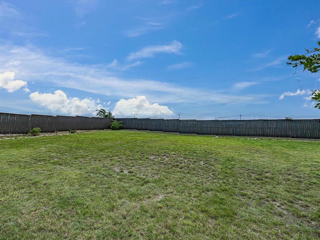 1032 Justin Drive Springtown, TX 76082 - Photo 31 of 40
