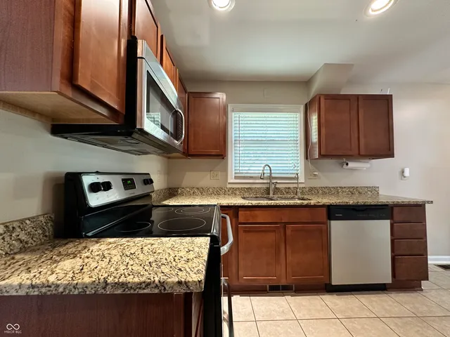 $370,000 | 9041 Colgate Street, Indianapolis, IN 46268