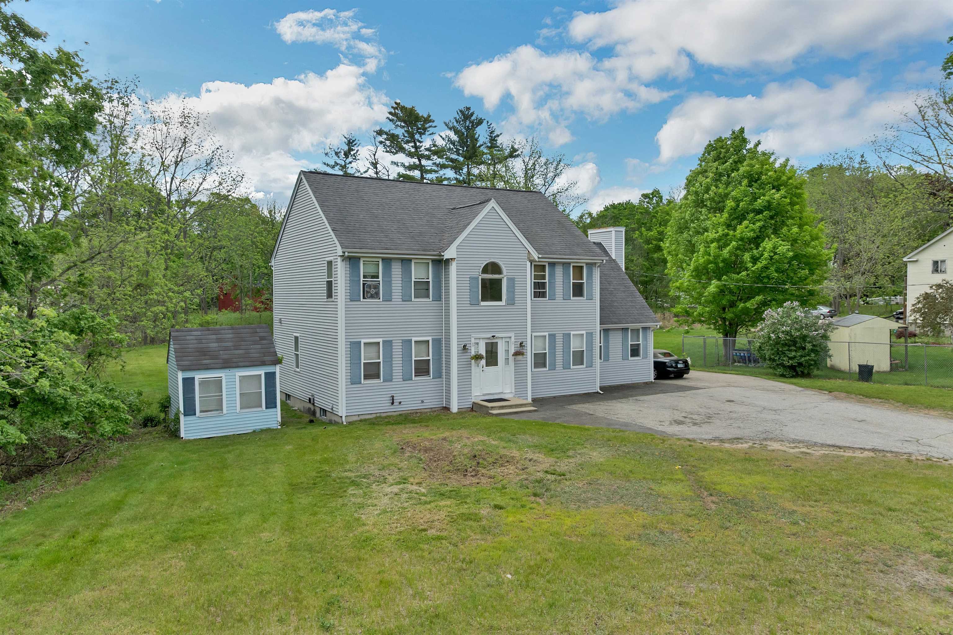 12 Chester Road Derry, NH 03038 - Photo 2 of 33