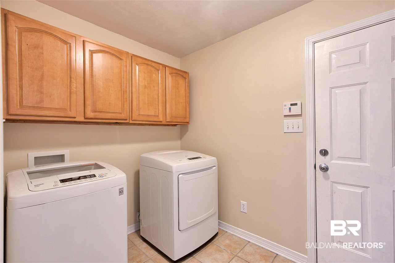 25525 Overlook Drive Loxley, AL 36551 - Photo 27 of 37 utility room