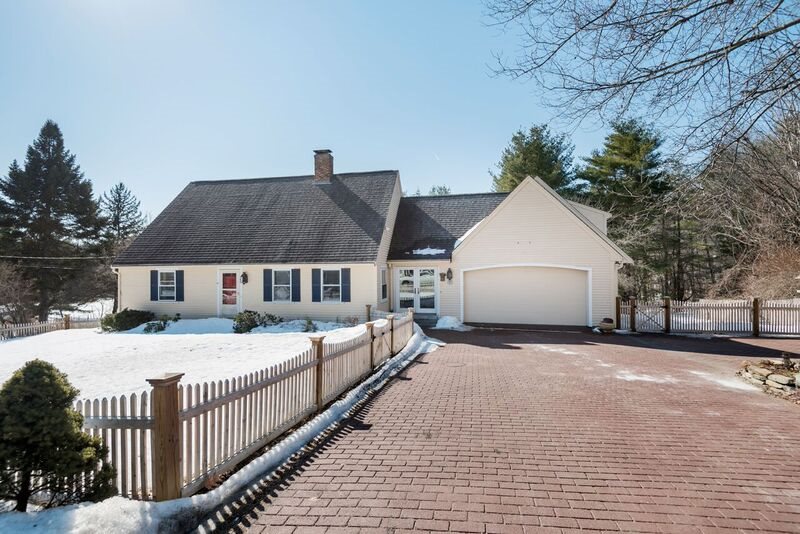 25 Maple Avenue Atkinson, NH 03811 - Photo 2 of 3 Gallery Image 2