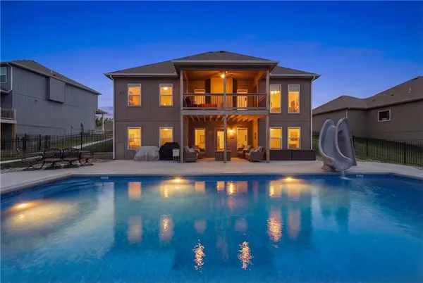 $679,900 | 10212 North Corrington Avenue, Kansas City, MO 64156