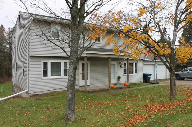 $524,000 | 25-27 Upper Main Street, Essex, VT 05452