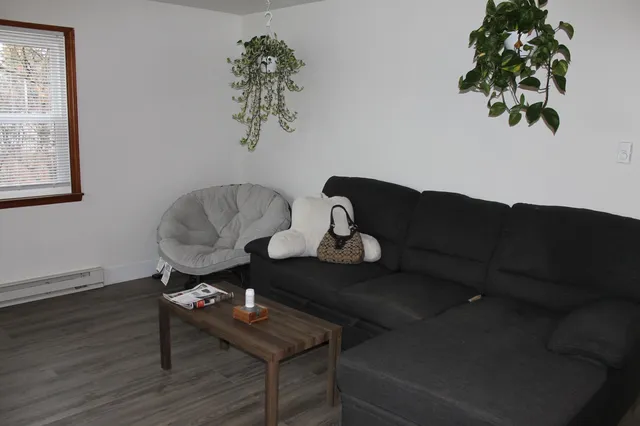 $524,000 | 25-27 Upper Main Street, Essex, VT 05452