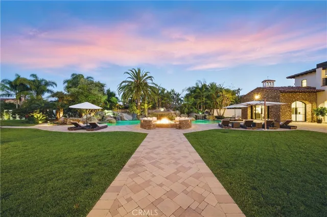 a view of outdoor space and city view