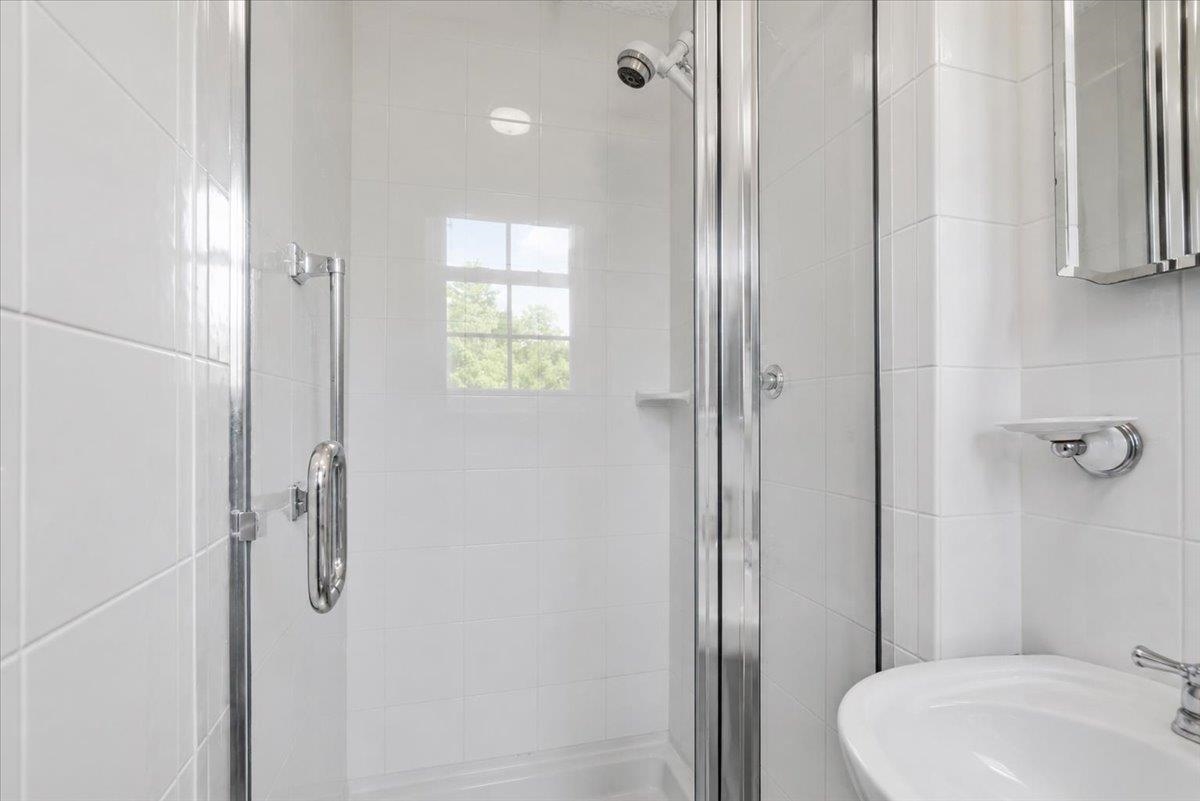 31 Center Street Butler, NJ 07405 - Photo 27 of 50
