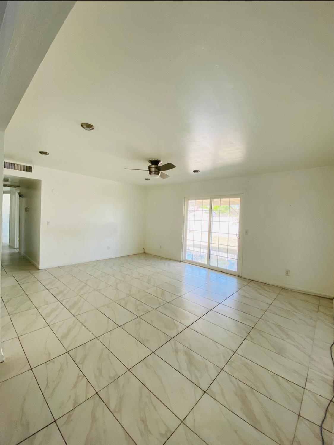 115 Gettysburg Avenue Clovis, CA 93612 - Photo 6 of 17