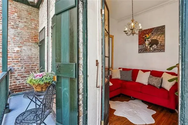 $364,000 | 534 Chartres Street, Unit 4 & 6, New Orleans, LA 70130