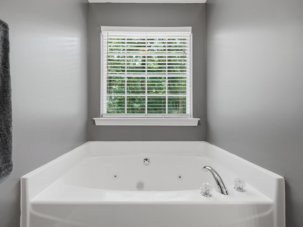 694 Wingate Road Ellijay, GA 30540 - Photo 19 of 46 Gallery Image 19