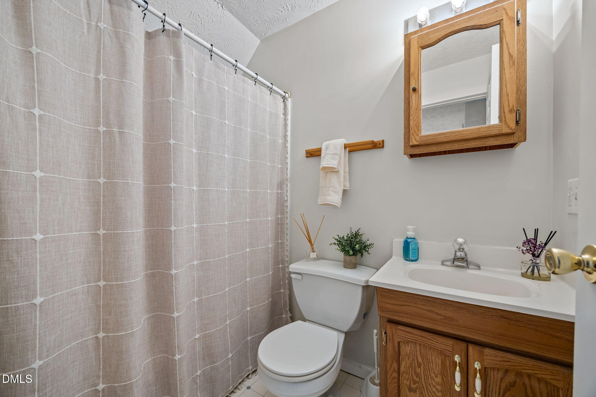 557 Olives Chapel Road Apex, NC 27502 - Photo 27 of 40 44-web-or-mls-IMG_8786