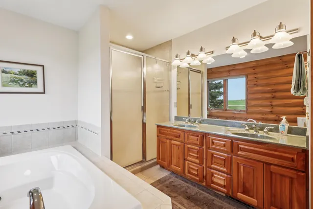 $1,980,000 | 4721 County Road ZZ, Dodgeville, WI 53533