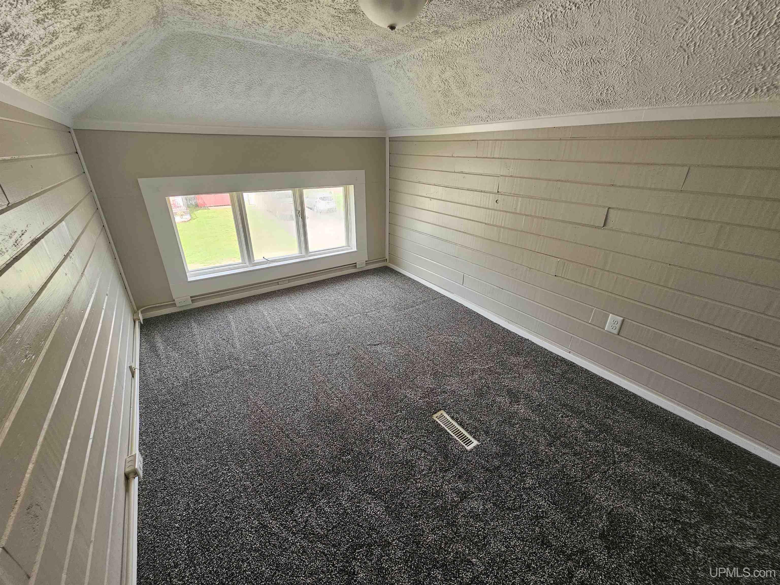 195 Prospect Street Ishpeming, MI 49849 - Photo 24 of 26 Gallery Image 24