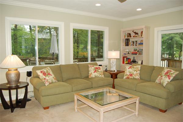 24 Randy Road Framingham, MA 01701 - Photo 5 of 27 Gallery Image 5