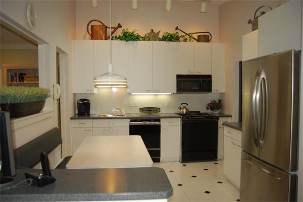 24 Randy Road Framingham, MA 01701 - Photo 6 of 27 Gallery Image 6
