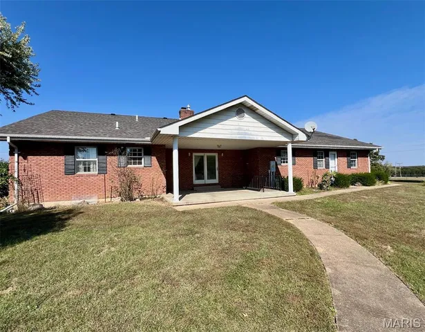$455,000 | 1976 East Highway 28, Owensville, MO 65066