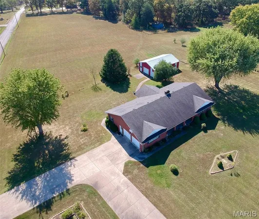 $455,000 | 1976 East Highway 28, Owensville, MO 65066