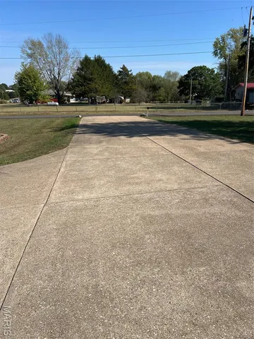 $455,000 | 1976 East Highway 28, Owensville, MO 65066