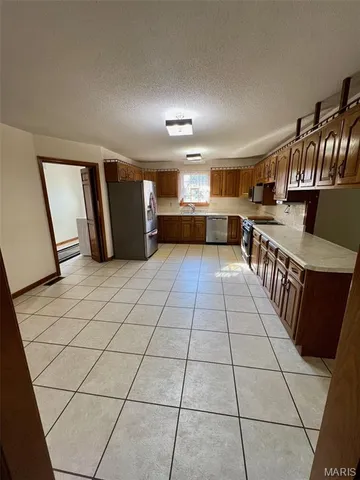 $455,000 | 1976 East Highway 28, Owensville, MO 65066