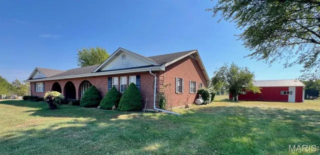 $455,000 | 1976 East Highway 28, Owensville, MO 65066