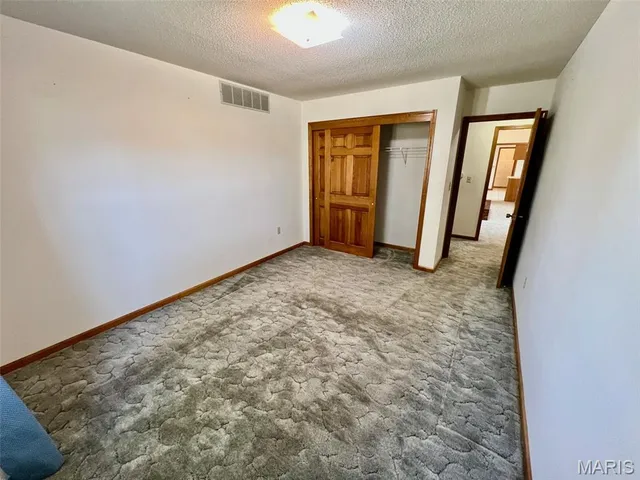 $455,000 | 1976 East Highway 28, Owensville, MO 65066