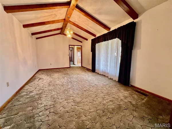 $425,000 | 1976 East Highway 28, Owensville, MO 65066