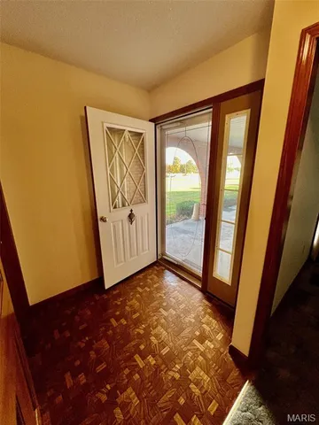 $455,000 | 1976 East Highway 28, Owensville, MO 65066