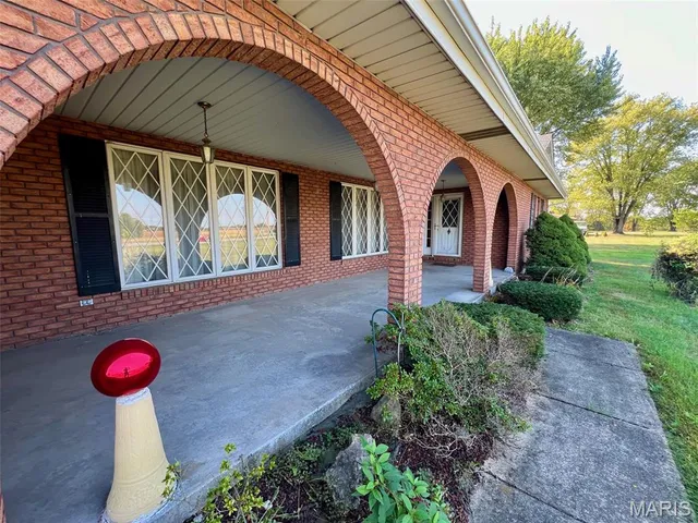 $455,000 | 1976 East Highway 28, Owensville, MO 65066