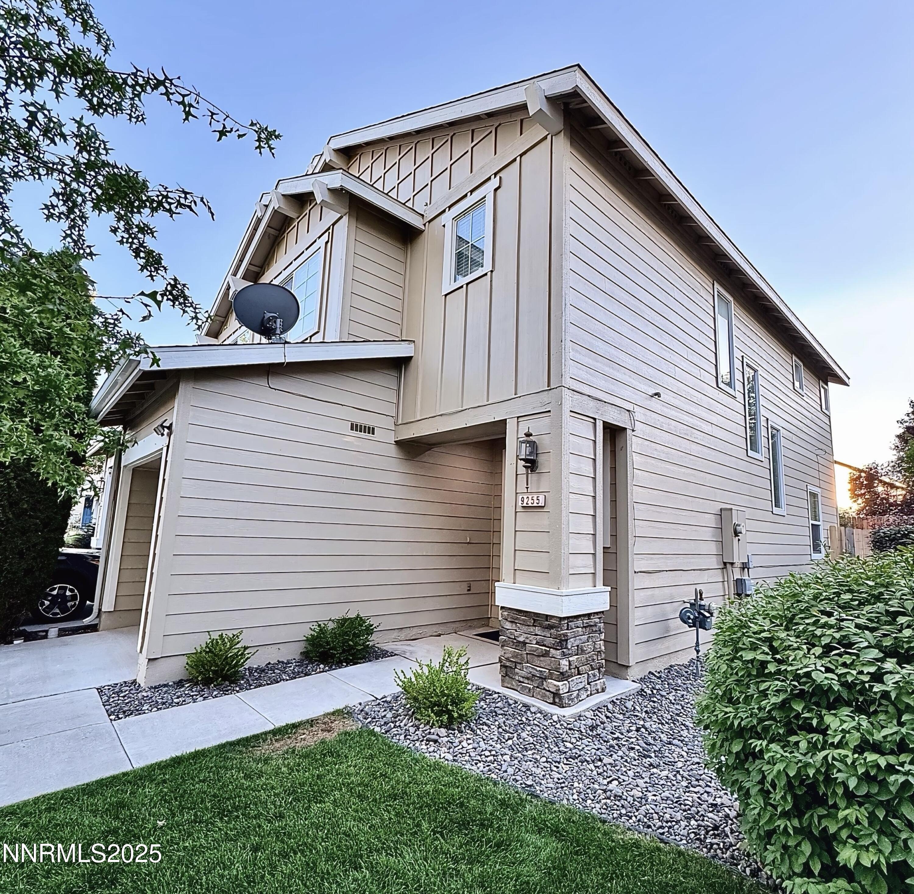9255 Lone Wolf Circle Reno, NV 89506 - Photo 1 of 28 IMG_2607