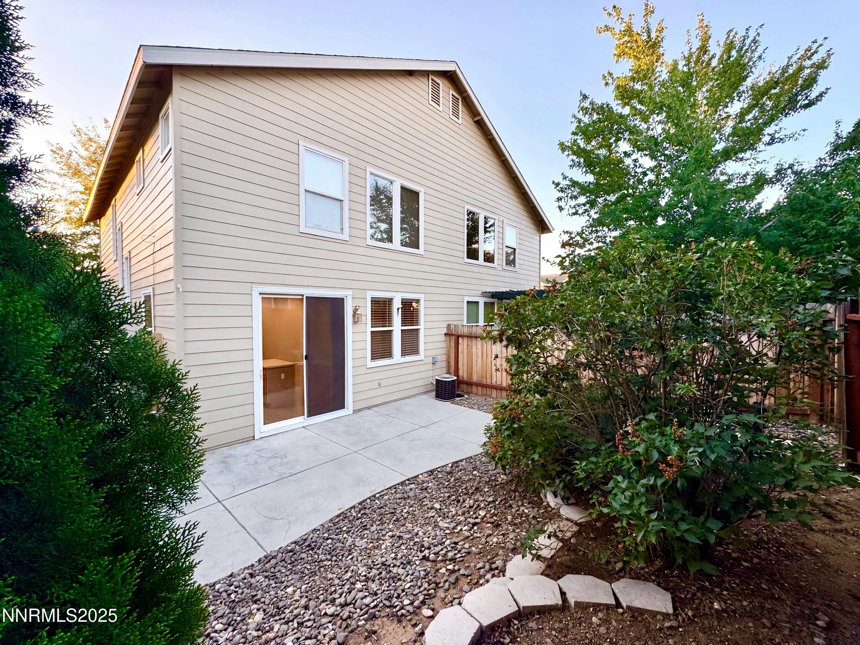 9255 Lone Wolf Circle Reno, NV 89506 - Photo 4 of 28 C0252DF4-1128-4317-B554-6C02CC071534