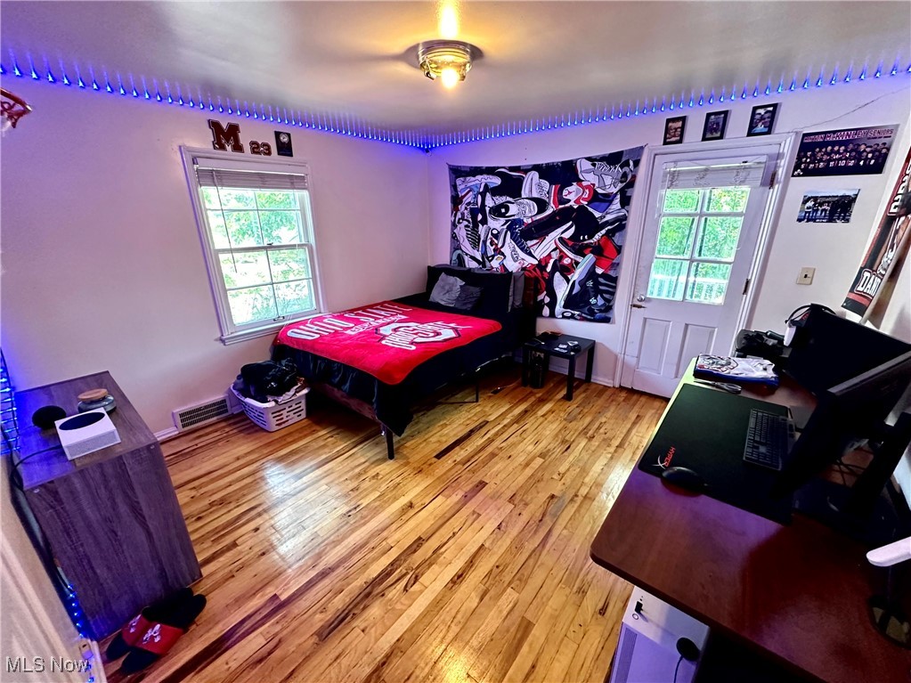 13816 Cedar Road University Heights, OH 44118 - Photo 18 of 25