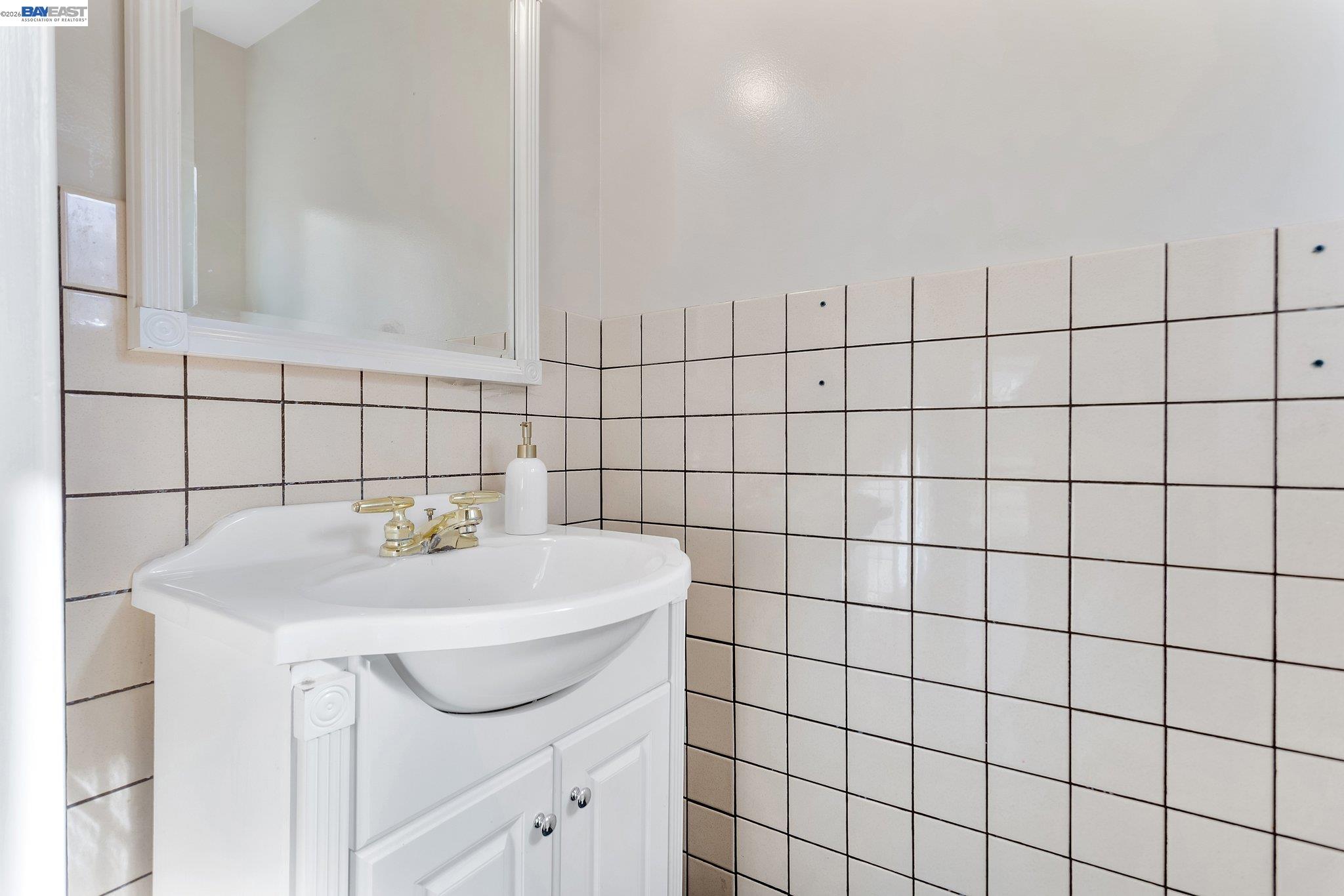 5012 Proctor Road Castro Valley, CA 94546 - Photo 36 of 56 Gallery Image 36