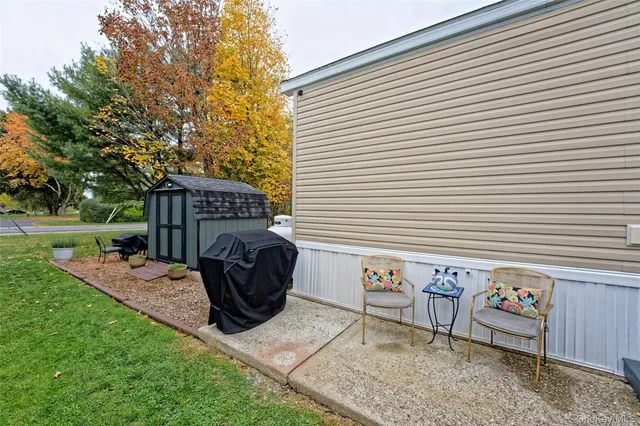 $99,000 | 28 Matthew Drive, Castleton-on-Hudson, NY 12033