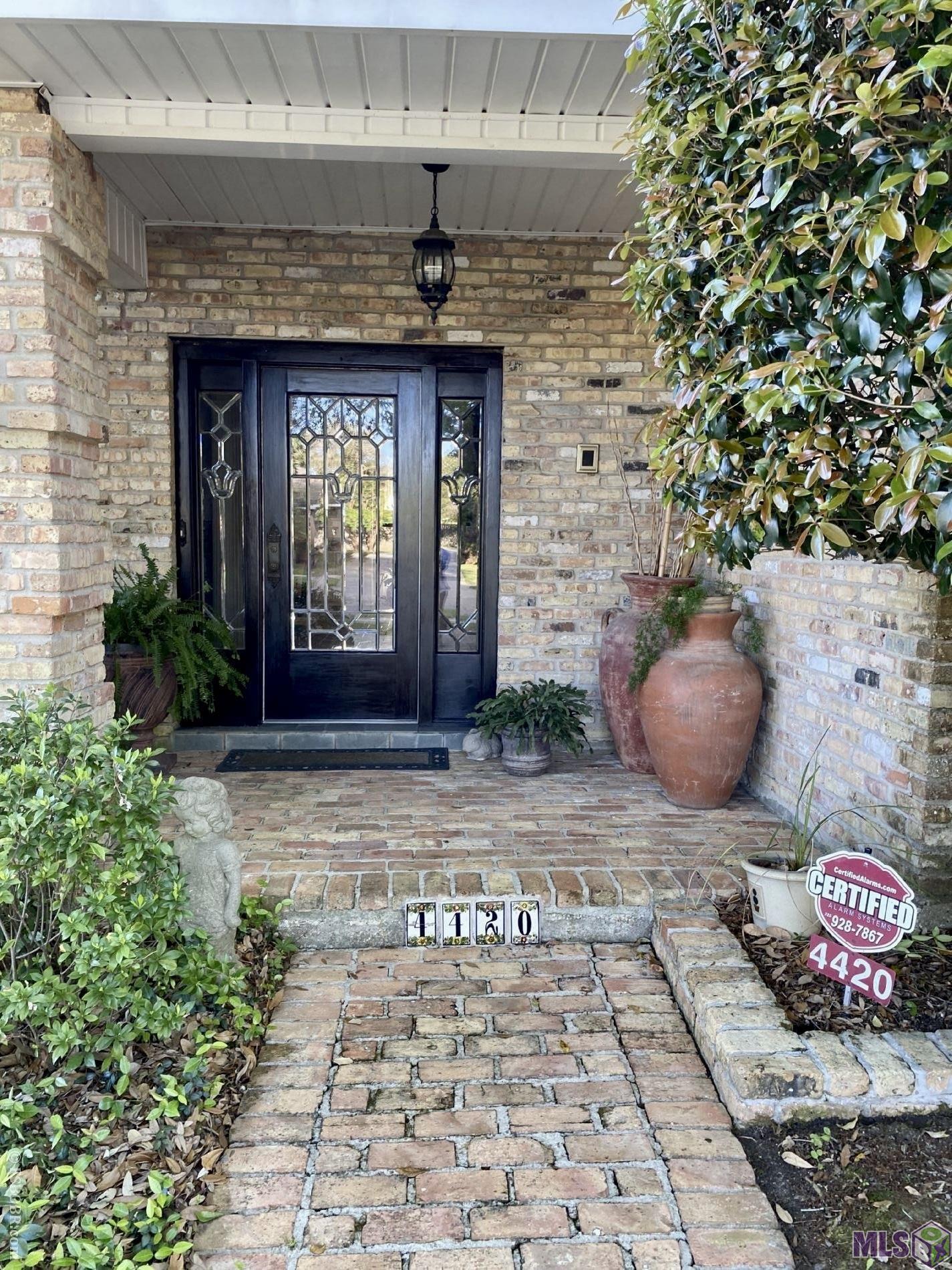 4420 Lake Limestone Drive Baton Rouge, LA 70816 - Photo 3 of 20