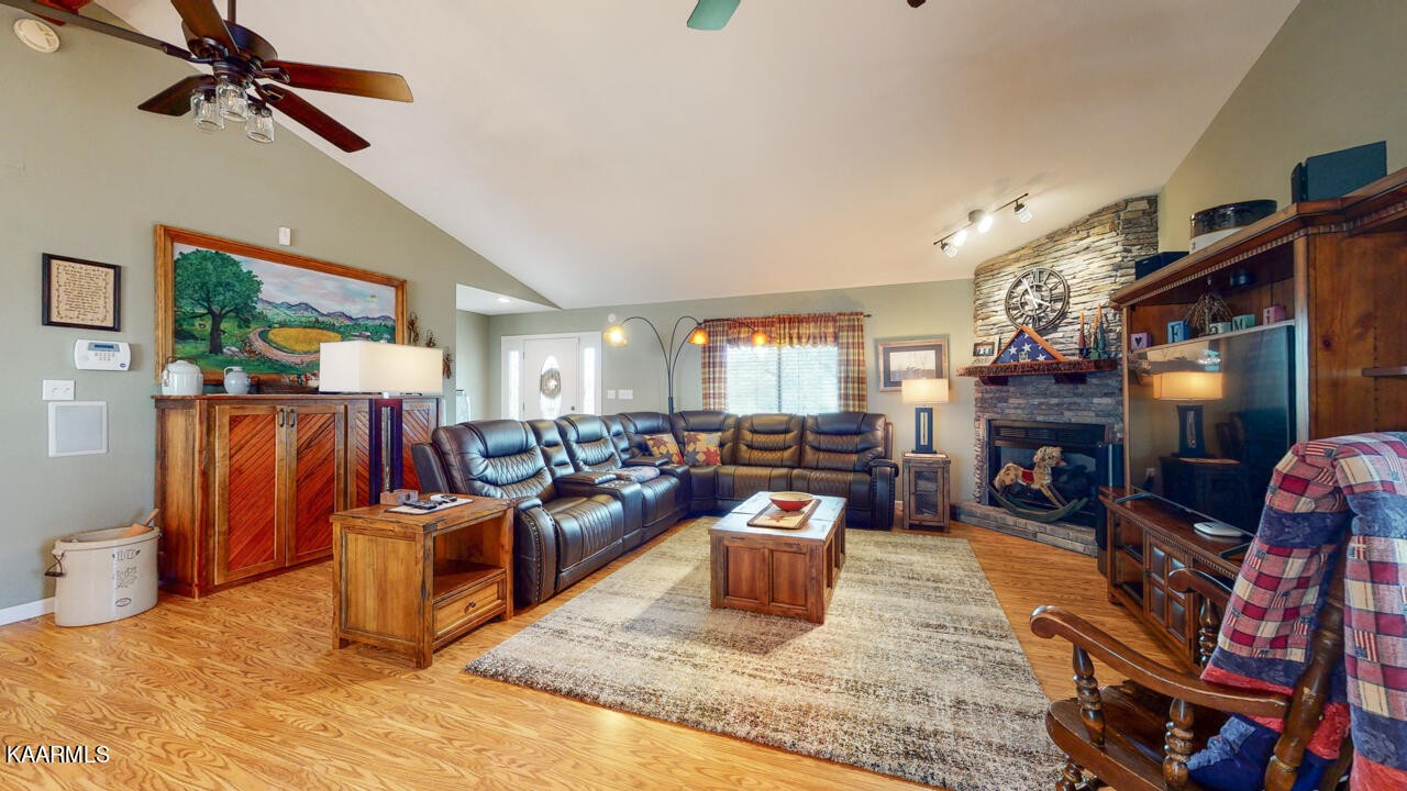 2520 Audley Moore Road Sevierville, TN 37876 - Photo 8 of 59 Gallery Image 8