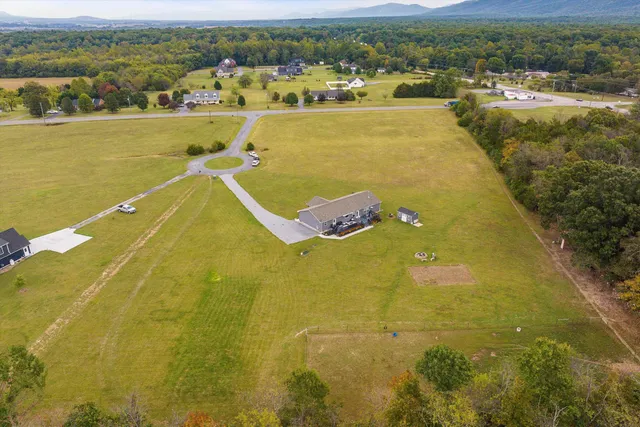 $549,999 | 7669 Fife Lane, Port Republic, VA 24441