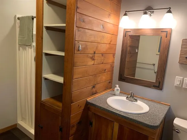 $2,500 | 452 North Shore Road, Hebron, NH 03241